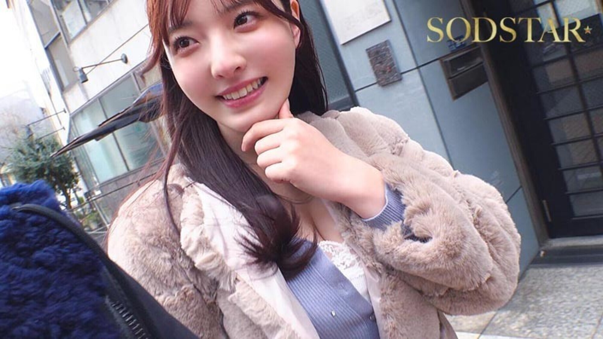 彩月七緒の休日 引っ越し直前の自宅でハメ撮りノーカットSEXと顔射 彩月七緒 2枚目