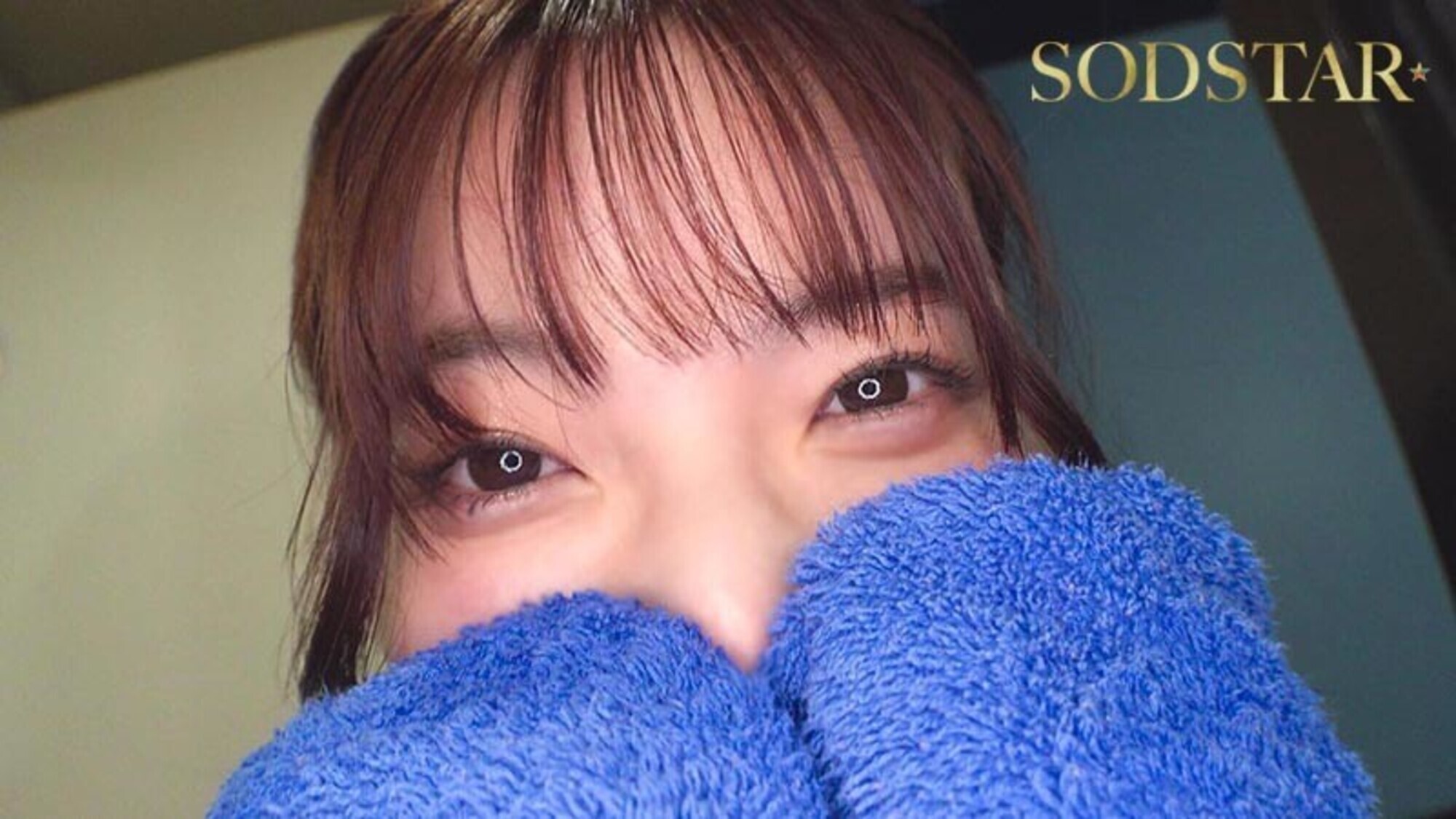 彩月七緒の休日 引っ越し直前の自宅でハメ撮りノーカットSEXと顔射 彩月七緒 16枚目