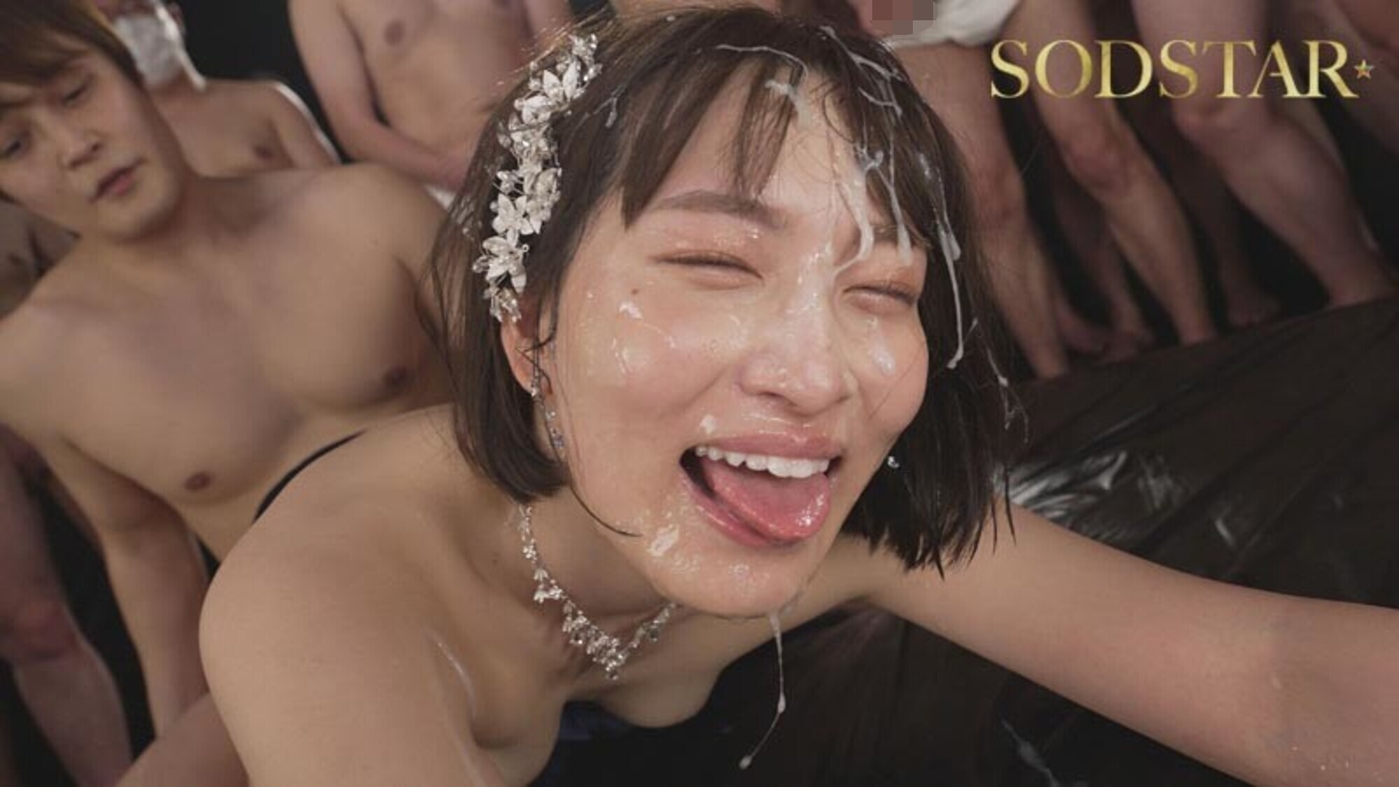 SODSTAR 綾瀬天 引退 祝砲107発ザーメンぶっかけ 18枚目