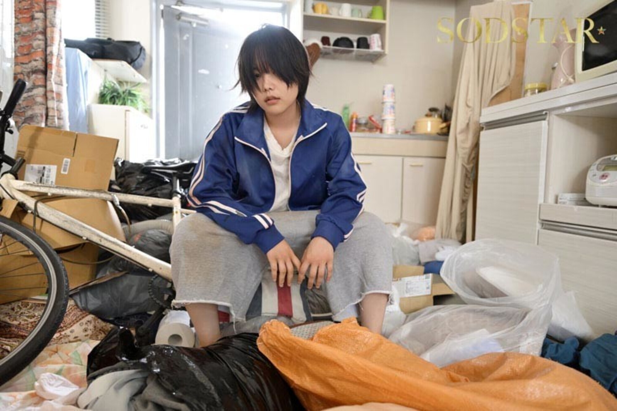 引きこもり社不女、能力:時間停止 柴崎はる 画像3