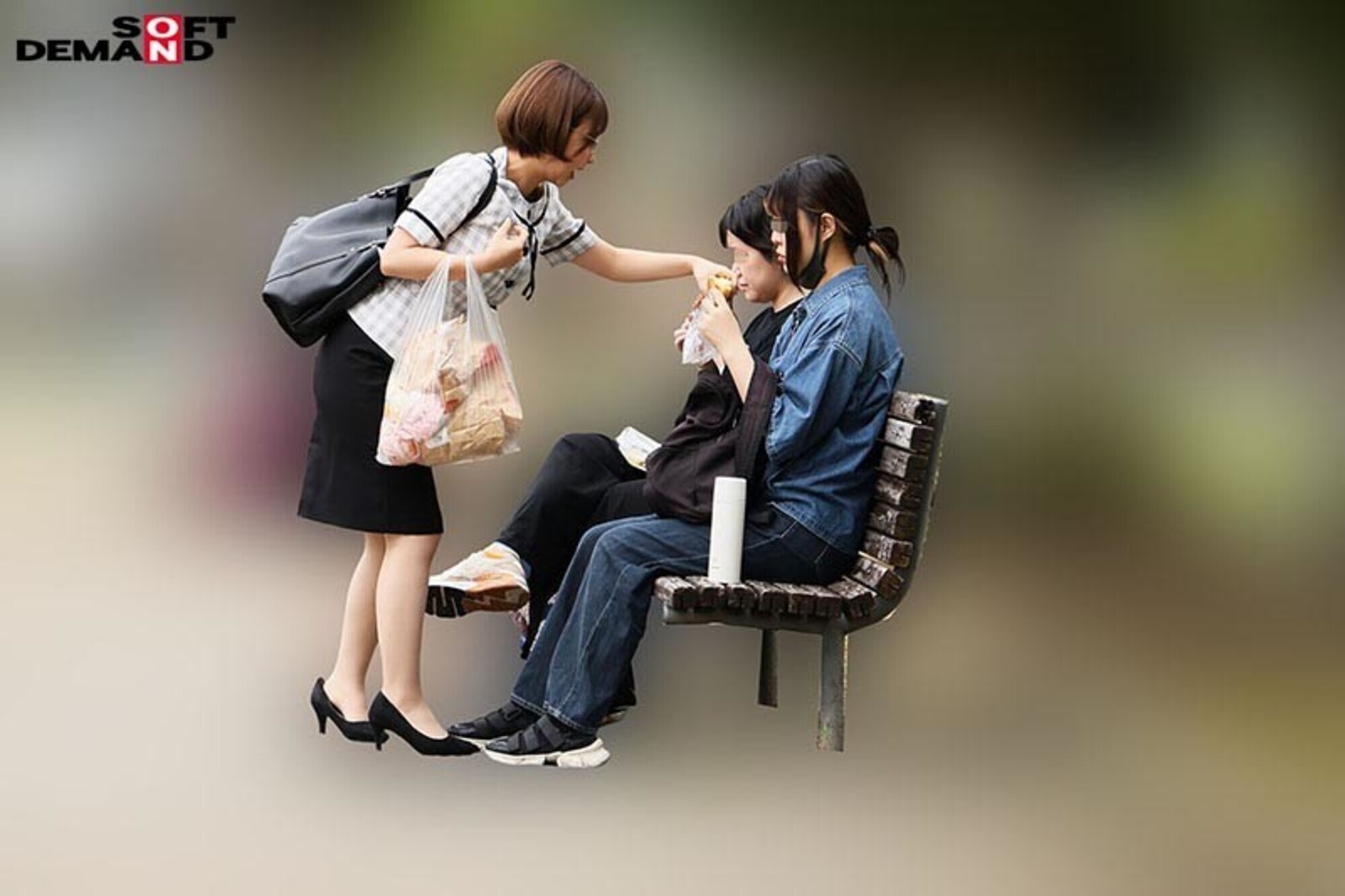 時間を止められる女は実在した! 真面目すぎる地味OLはくっさいチxポが大好きだった!特殊性癖ザーメン搾取後、おしっこマーキング!編 2枚目