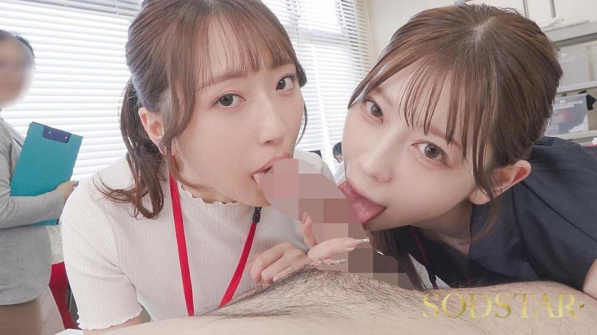 【特典版】同期のSODSTAR新人天神羽衣と一宮るいが1日SOD女子社員 AV撮影の準備や企画会議など業務体験中にデカチンを即ハメされまくり!人生最大の羞恥に赤面しっぱなし! 19枚目