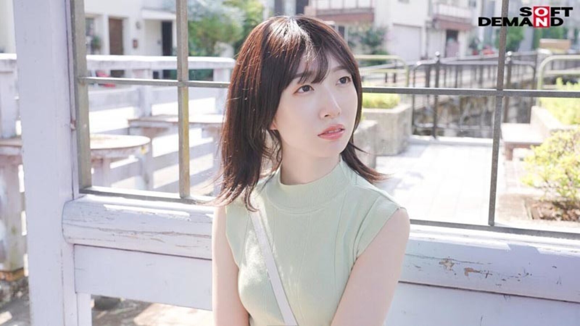旦那のこどもはほしいけど 女としても求められたい 私はダメな奥さんですか？ 東京都国分寺市在住 こぼれ落ちそうなFカップ美乳を持て余す妊活妻 朝日奈 肖 30歳 AV DEBUT【＠ayakayaka4】でSNS活動中 画像10