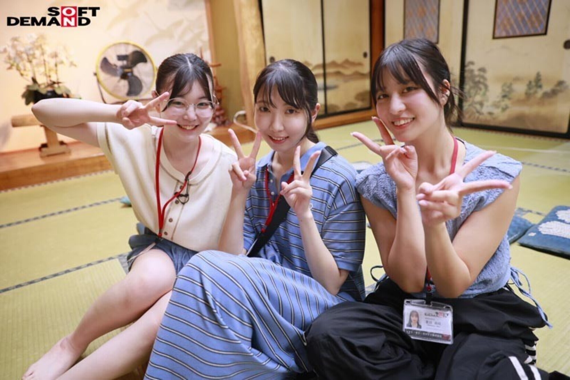 フリーのSOD女子社員と6人のガチ童貞。あの夏、イチバンときめいた筆おろし。 2枚目