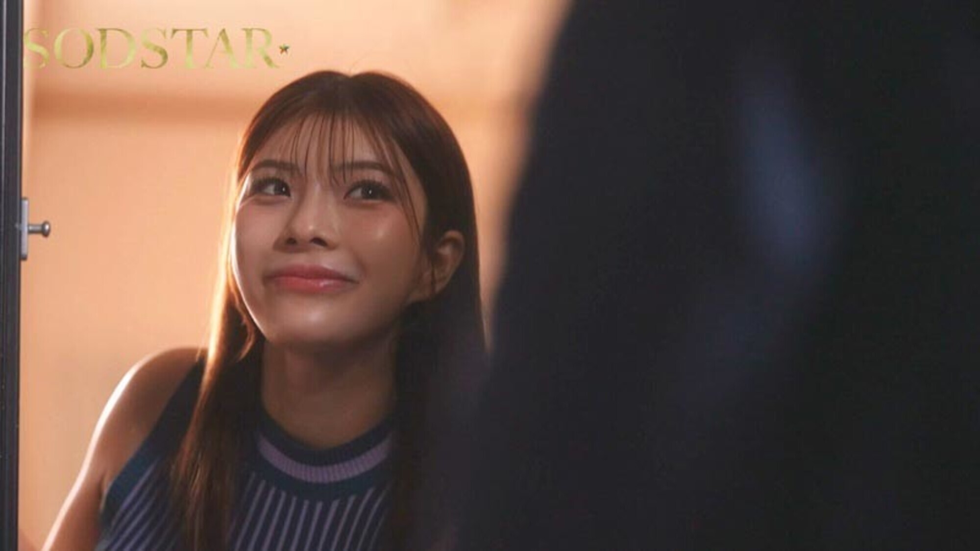 閉店後の棚卸しで終電を逃した俺はバイトの子の家に泊まることに 頑なにすっぴんを拒む姿が可愛くて火が付いたが逆に絶倫腰フリマシーンと化した彼女に朝までしぼり取られた 神木麗 4枚目