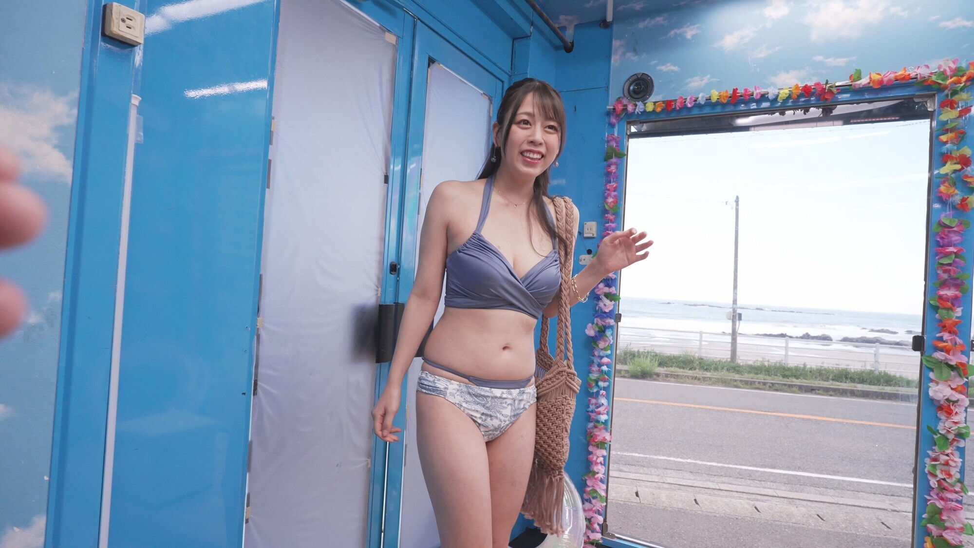 マジックミラー号 水着女子ギリギリディルド~さなちゃん編~ 1枚目