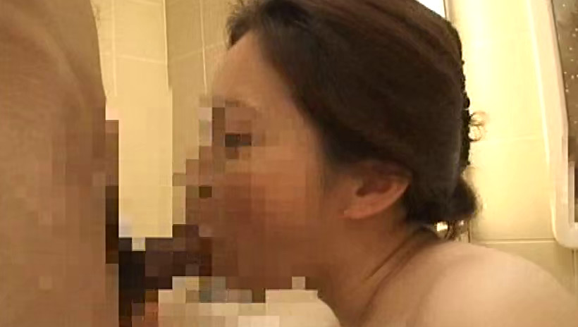 美人妻ナンパ中出し大性交!旦那さん、貴方の奥さん使わせていただきます! Vol.3 画像5
