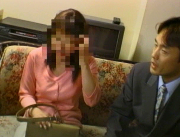 追跡FUCK!!人妻ナンパ116 青山・六本木土下座 画像10
