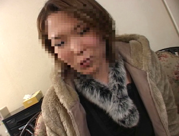 追跡FUCK!!人妻ナンパ124 銀座有楽町沿線土下座 画像10