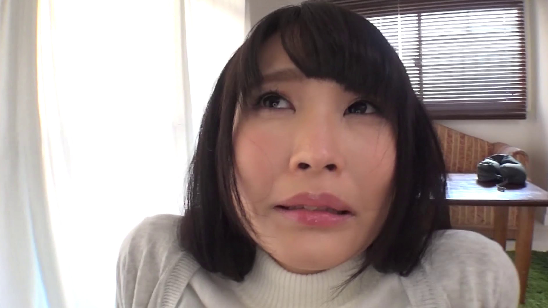 清楚に見えるけど実はドスケベなOLさん 画像13