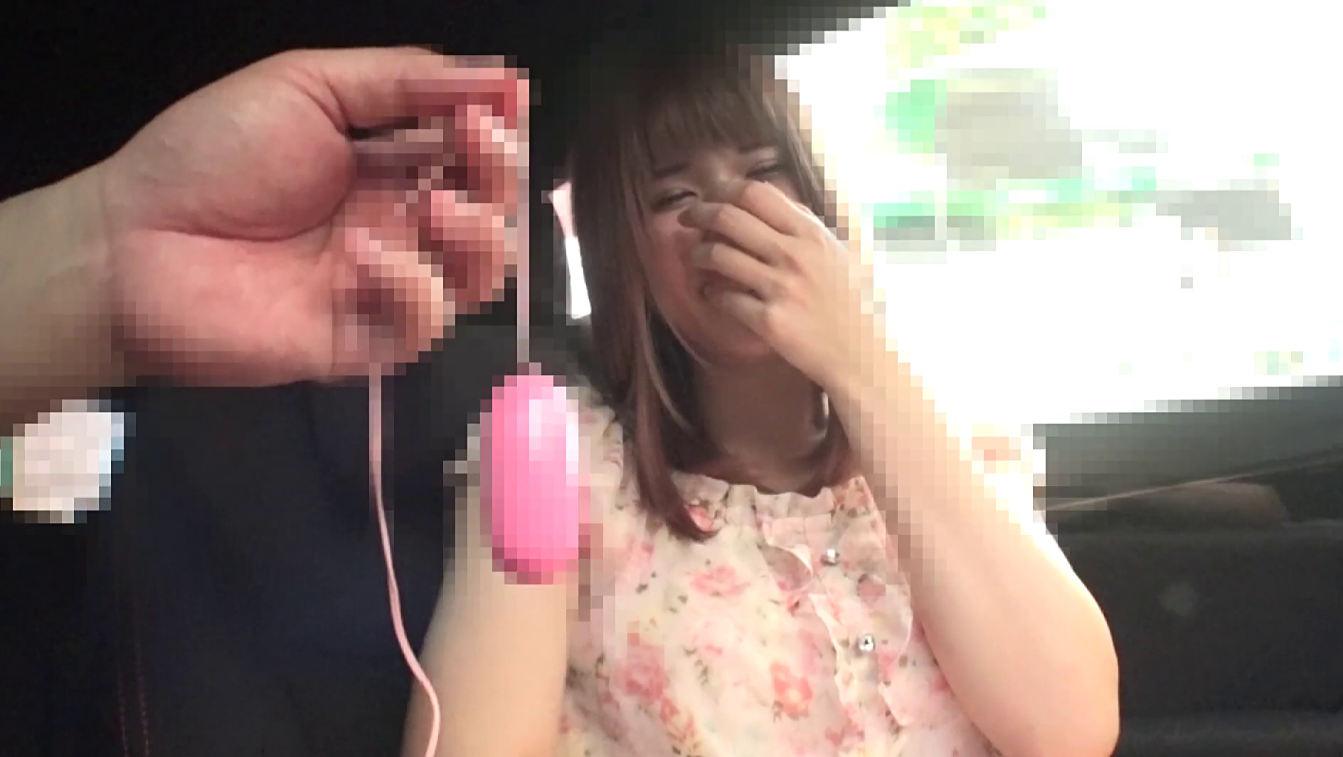 SNSで知り合ったOLがデカチンにヨガリまくって中出しもOK! 画像3
