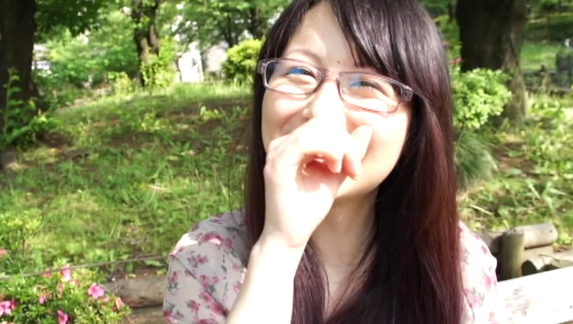メガネナカノジョ あゆみ 画像1