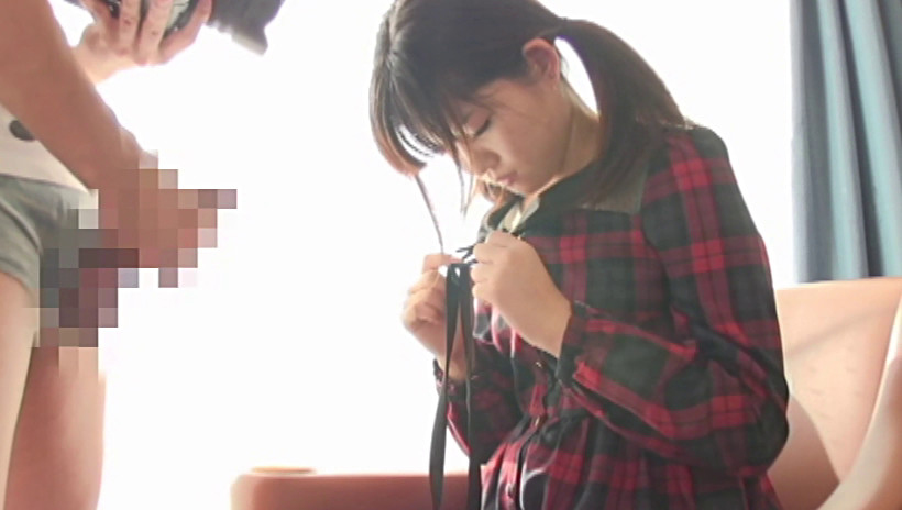 現役K大生に編集部員のオナニーを見せつけたら・・・・・・ 朋 画像8