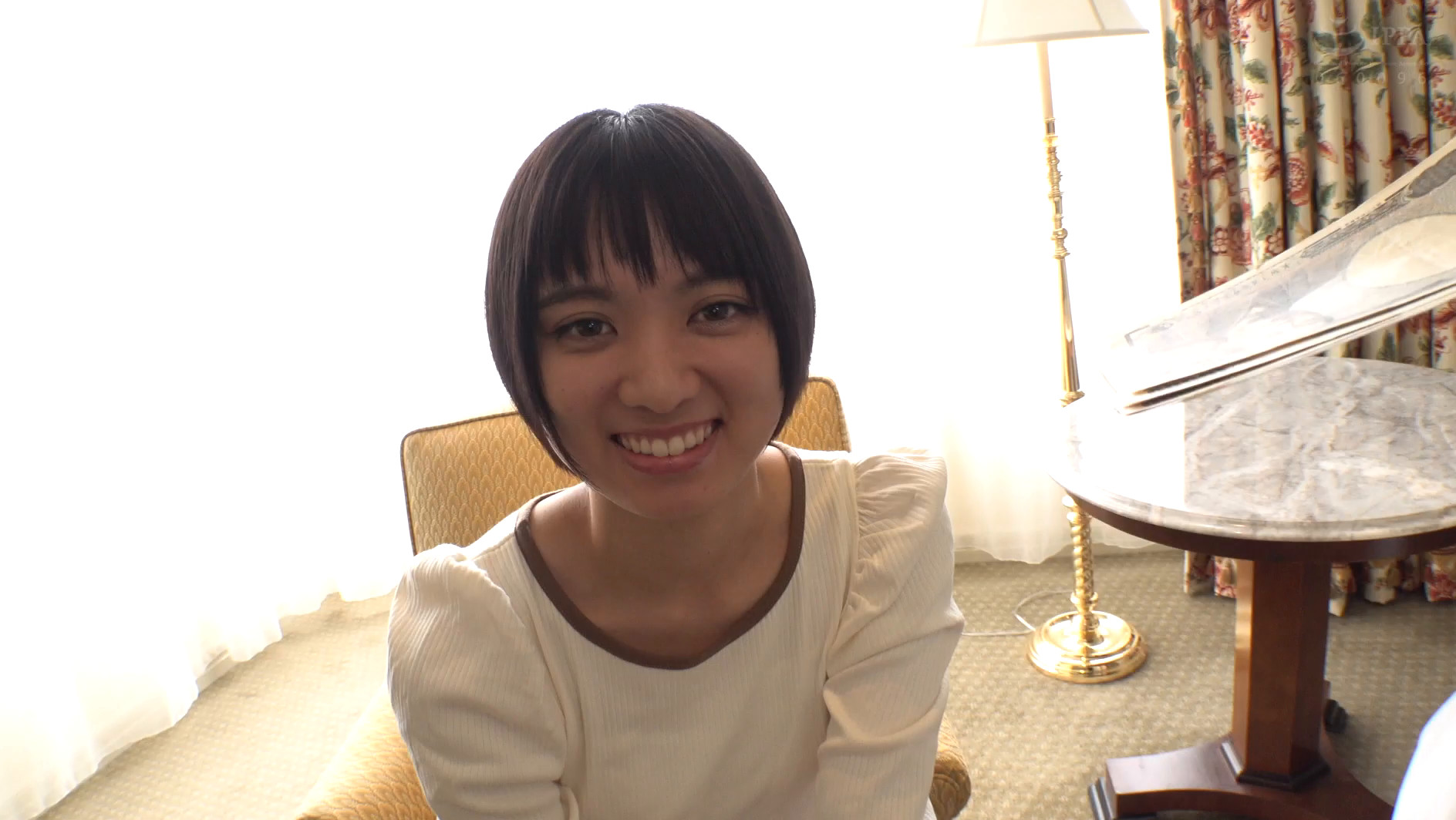 素人女子大生限定!パンティ素股でカチカチち●ぽがアソコに擦れて赤面発情!クロッチは恥ずかし汁まみれ!そのまま生で擦り合わせて、ヌルヌルワレメに結局つるんっと入って生中出し!!~敏感JD高速ピストン編~ 画像1