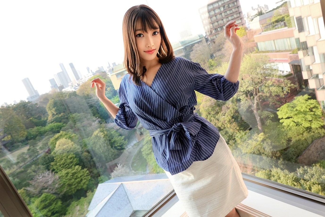 清楚で絶倫な欲求不満妻12名が魅せた怒涛の生中出し筆おろしベスト5時間!! 画像11