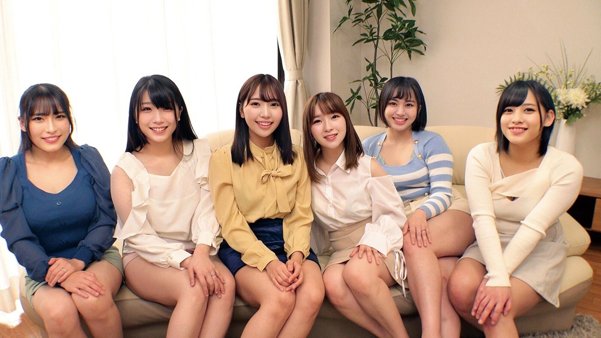 仲良し6人組のママ友さんたち!童貞君と王様ゲームしてみませんか!?絶対旦那には秘密のHなゲームに年甲斐もなく大興奮!旦那とご無沙汰な欲求不満妻を独り占めでハメまくり!中出しし放題!人生最初で最高のハーレム筆下ろし大乱交!in板橋区●●幼稚園のママさんたち 画像3