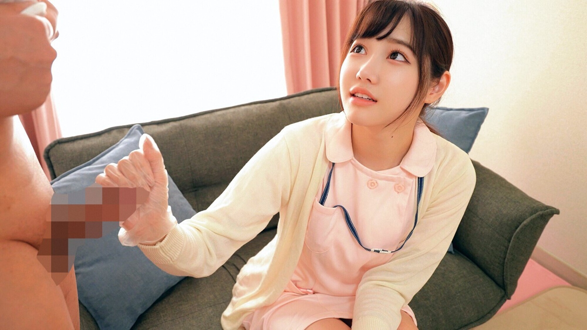 天使のような優しくて綺麗なナースさん!「早漏に悩む童貞君の暴発改善のお手伝いしてくれませんか?」男性器慣れしているようで意外とウブな看護師さんが早漏すぎる童貞君にムラムラ膣キュンしちゃって生中出し筆おろしSPECIAL! 画像2