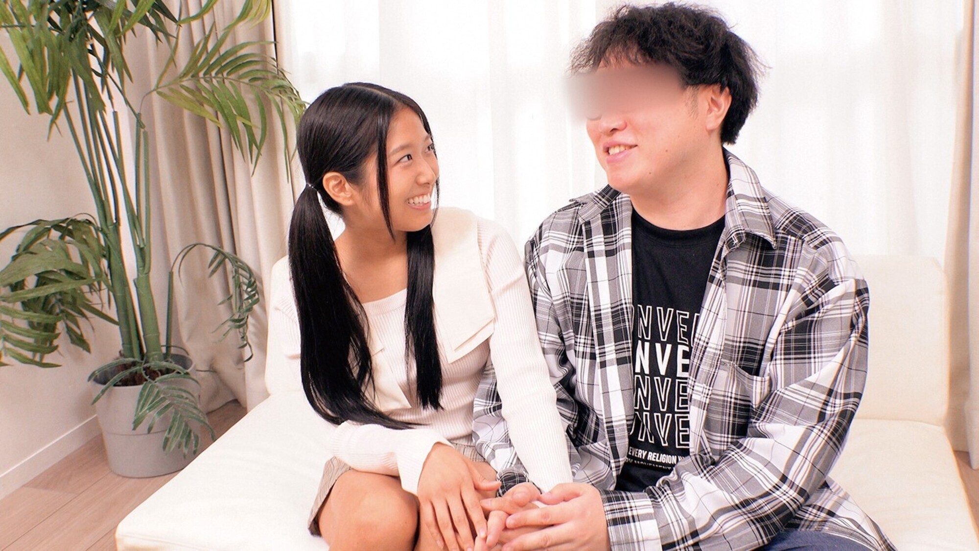 恥じらいたっぷり素人女子大生カップルが挑戦!なりきりダッチワイフゲーム!動いちゃダメ!声だしちゃダメ!感じちゃダメ!!彼氏が見ている目の前で絶倫AV男優の凄テクに耐えることが出来たら賞金100万円!イってしまうと即ズボ生ハメ生中出しSEX! 画像14