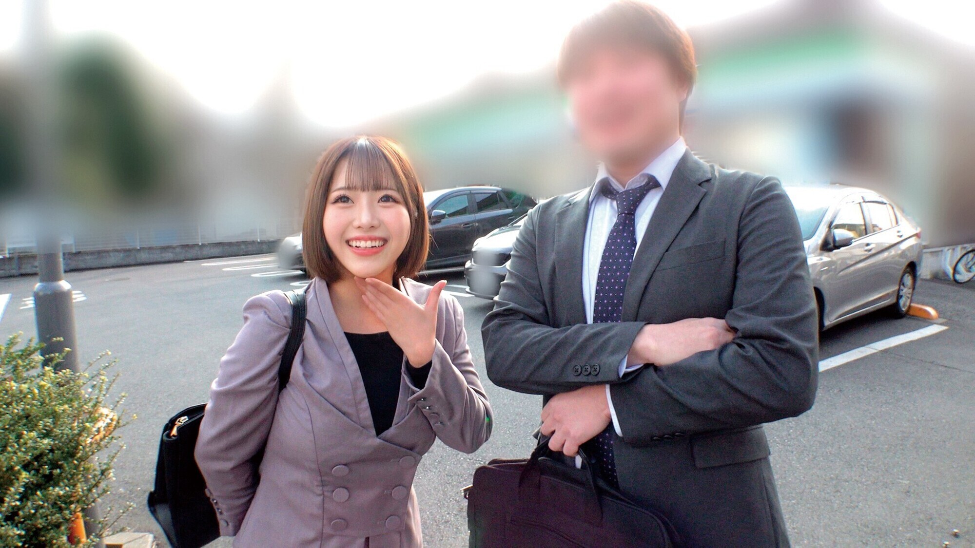 男女の同僚同士が仕事の合間に密着オイルエステぬるぬる素股体験!?彼有り女同僚とドキドキのオイルマッサージ・・・高まる異性への意識&性欲wwおま●ことち●ぽをグチュグチュ擦り合わせる同僚たちは理性を保てず欲望のままにヌルっと挿入してしまうのか!? 画像19