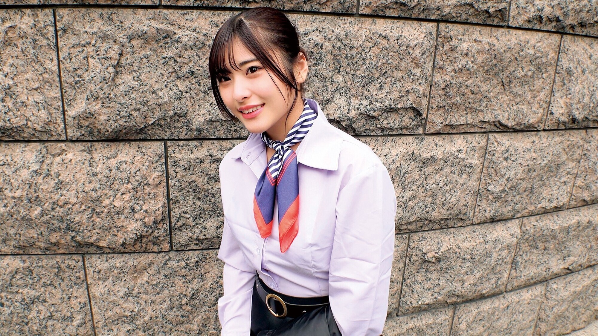 大手航空会社勤務の美人CA（キャビンアテンダント）が童貞チ○ポをノーハンドフェラ早漏改善！気品が溢れる一流のおもてなしフェラで暴発大量射精ごっくん→即フル勃起！元気すぎる童貞チ○ポを放っておけないCAはそのまま筆おろし中出しTAKE OFF