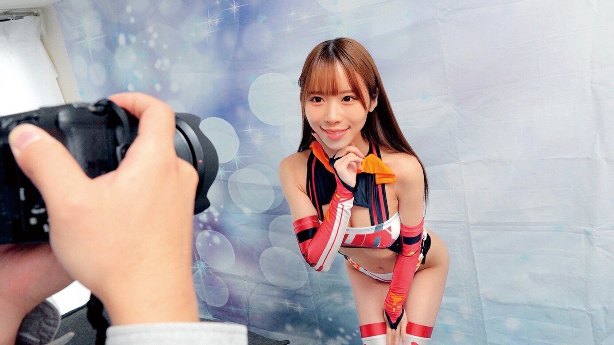 モーターショーで車より輝くレースクイーンの皆さん!!「童貞カメラマンのモデルになってくれませんか?」 4 ナイスボディを撮影中にフル勃起しちゃってうまく撮れない童貞君に肉食系RQはムラムラ・・・ww「エッチしてみる?」祝筆おろし暴発中出し連発SP 10枚目