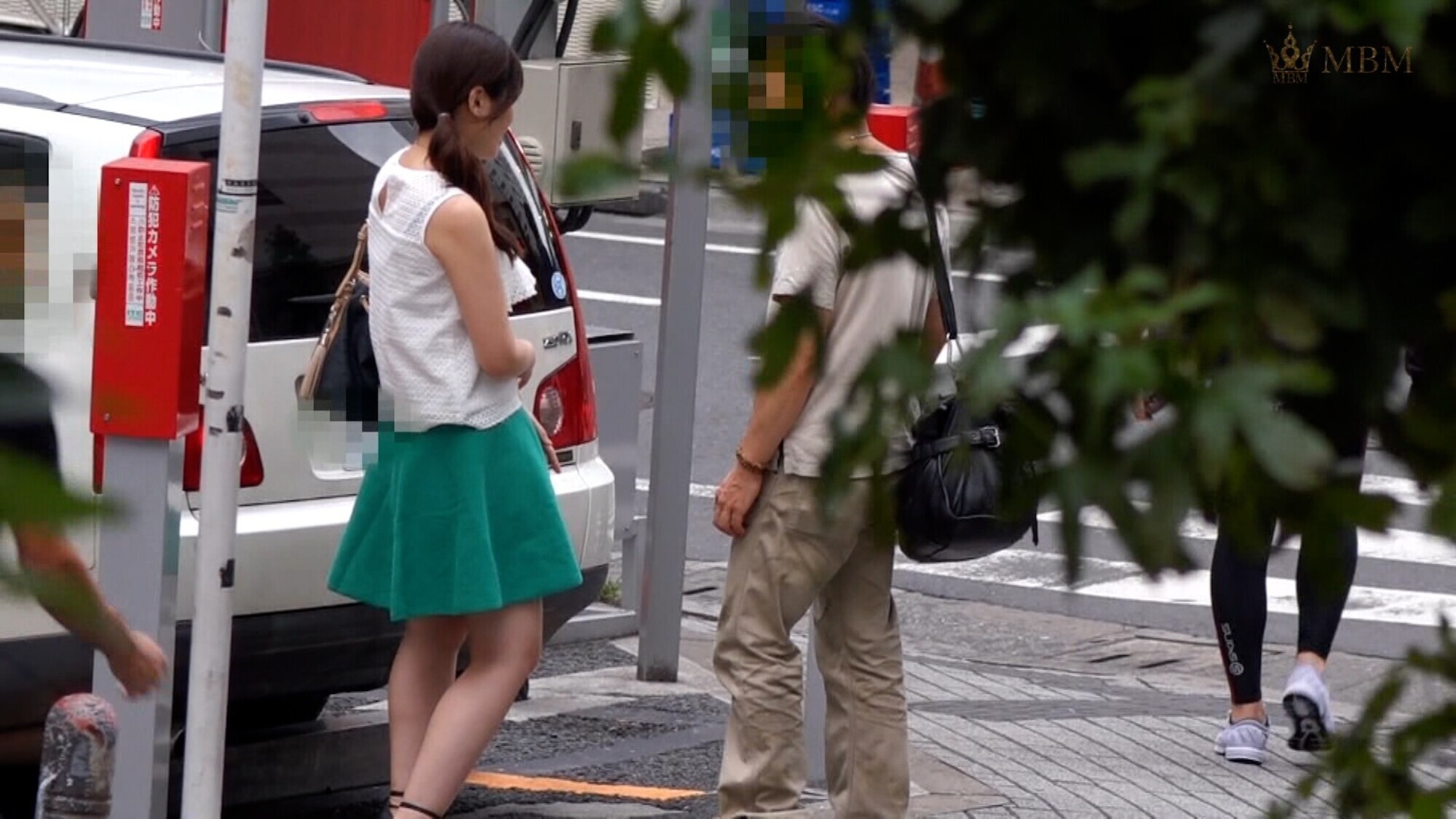 街で見かけた服の上からでも巨乳とわかる美形ちゃんをナンパしてホテルにお持ち帰り 画像1