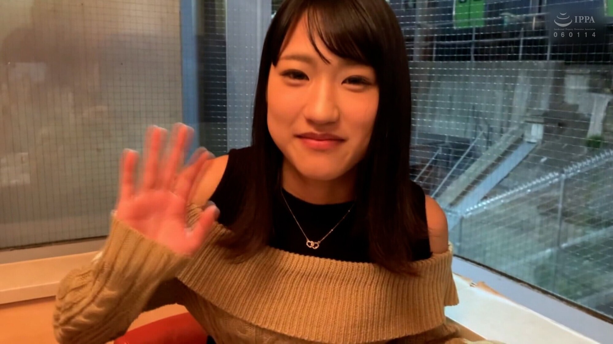 服飾デザイナーを目指していたが才能の限界を感じ将来に悩むJDとモデルテイでコンビニでお酒を買い込みホテルへGo! 画像1