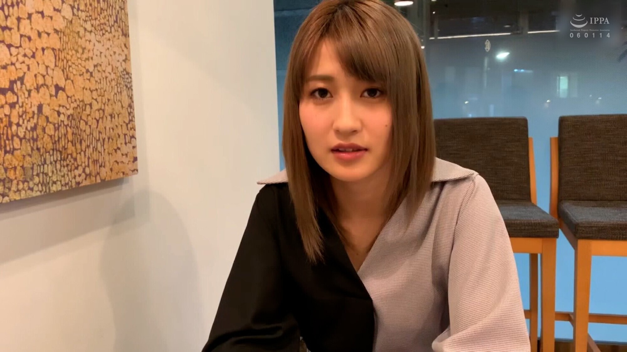 ギャルっぽい見た目とのギャップで意外と陰キャw押しに激弱で個撮テイでラブホでハメ撮り性交! 画像1