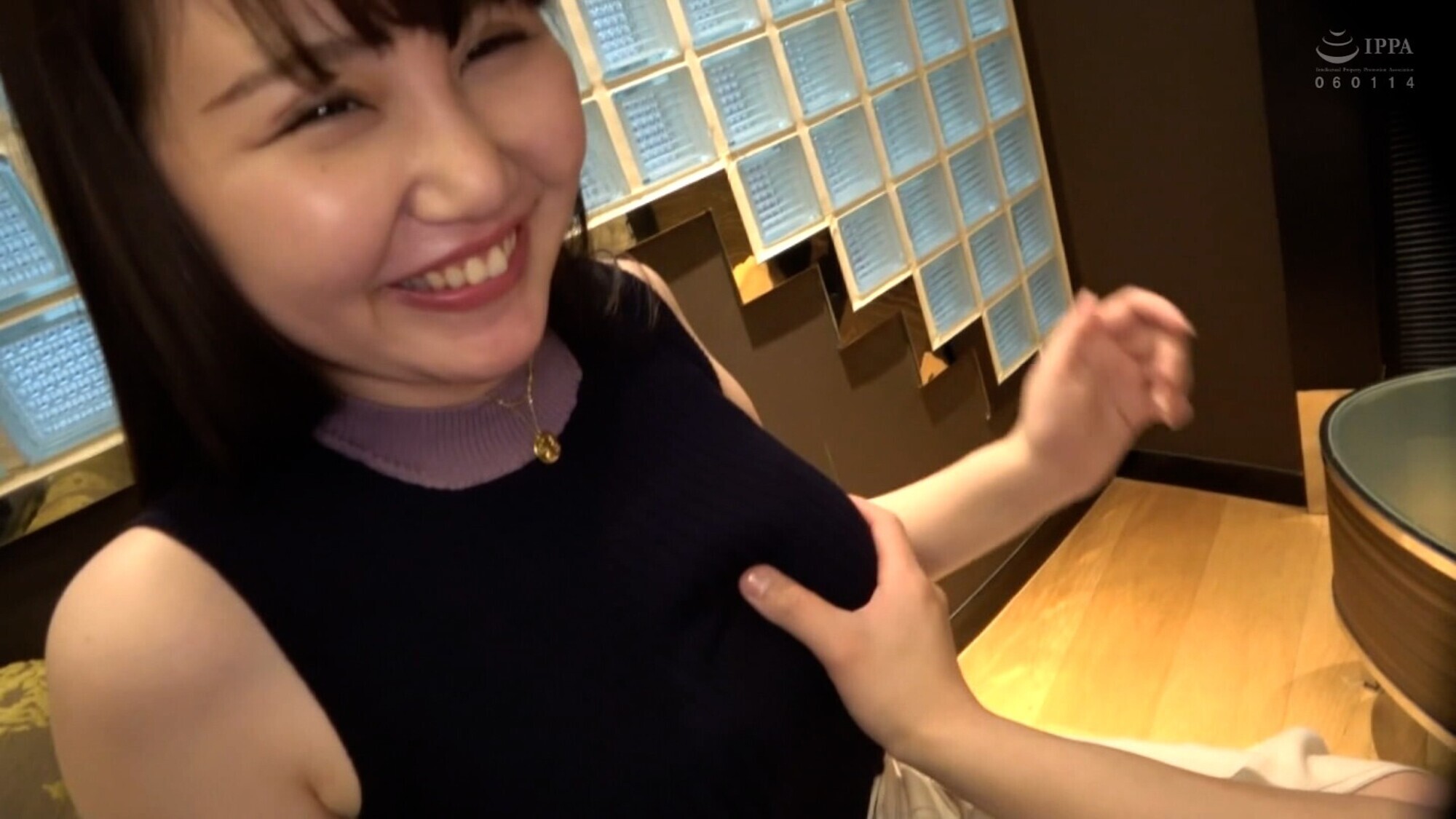ノリ良く愛嬌のある清楚系G乳美女とマッチング！ラブホに連れ込み明るくラブラブハメ撮りSEX！