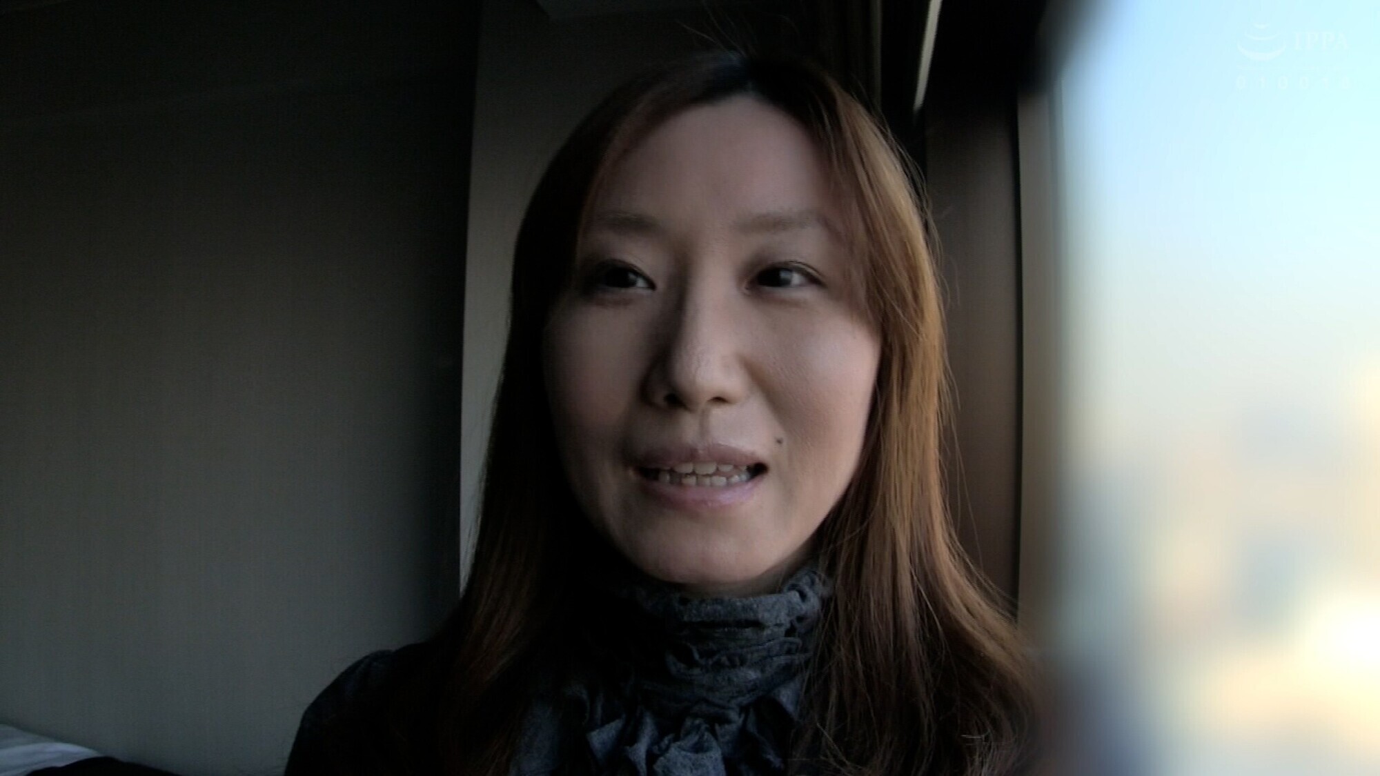 興味本位で応募して来たエッチ好きな素人熟女さん!男優の肉棒に本気で感じ種付け交尾! 画像1