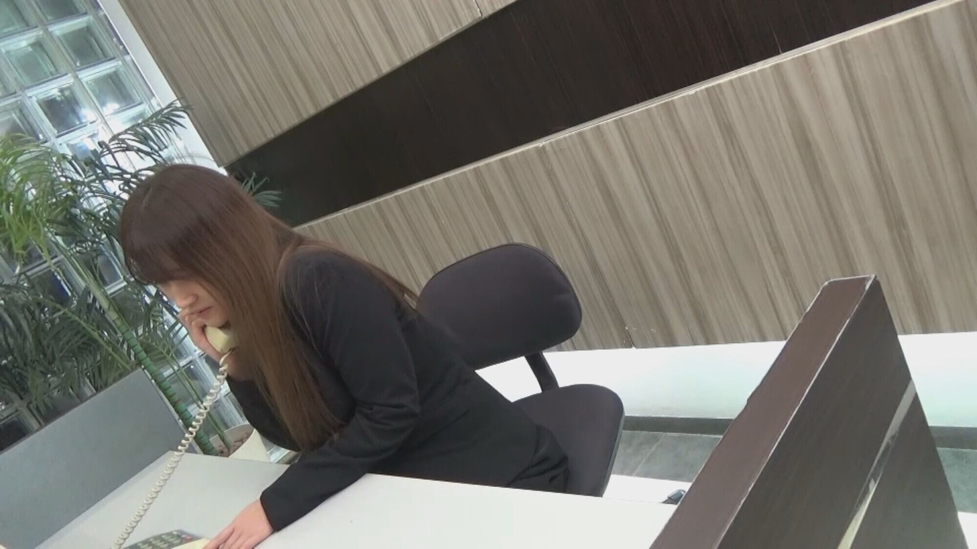 大手企業インターンJD 嗚咽の受付デスク 男優位の懐妊セックス 画像3