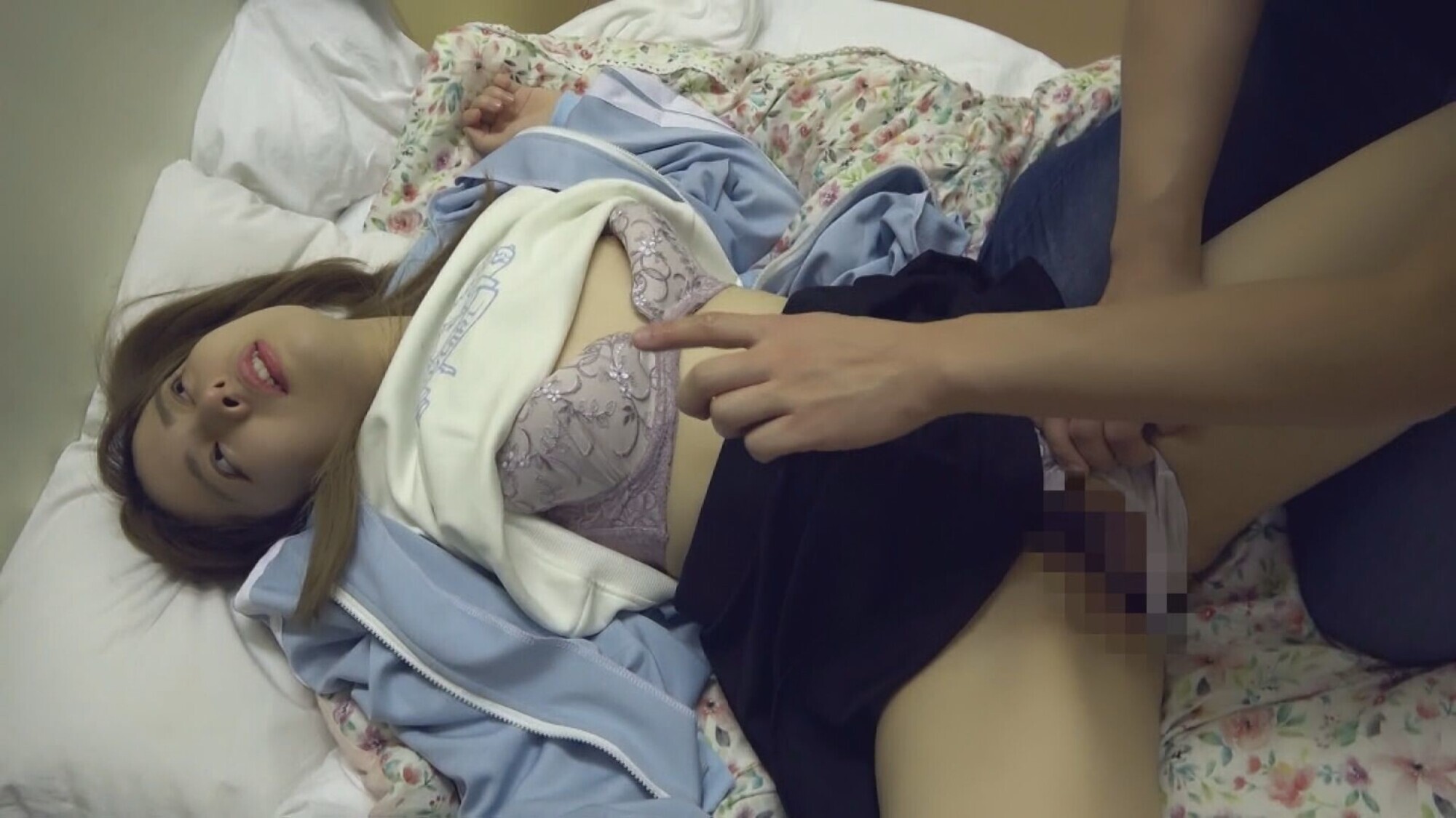 【推し活の末路】北関東の引きこもりギャル。どこかのホストクラブで餌食になって、さらに肉棒の餌食に･･･ 画像3