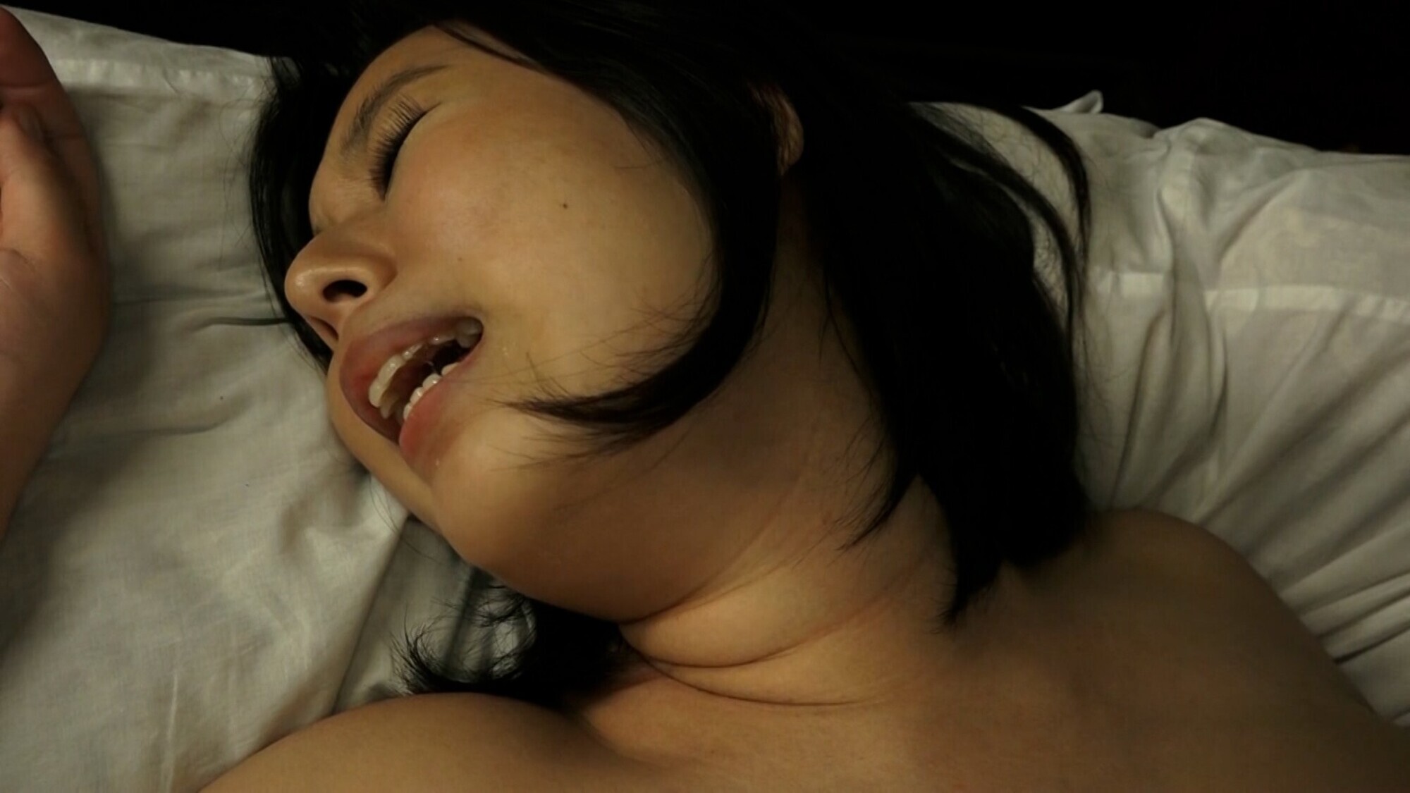 超乳熟女と一夜限りのドエロい濃厚SEX! 5枚目