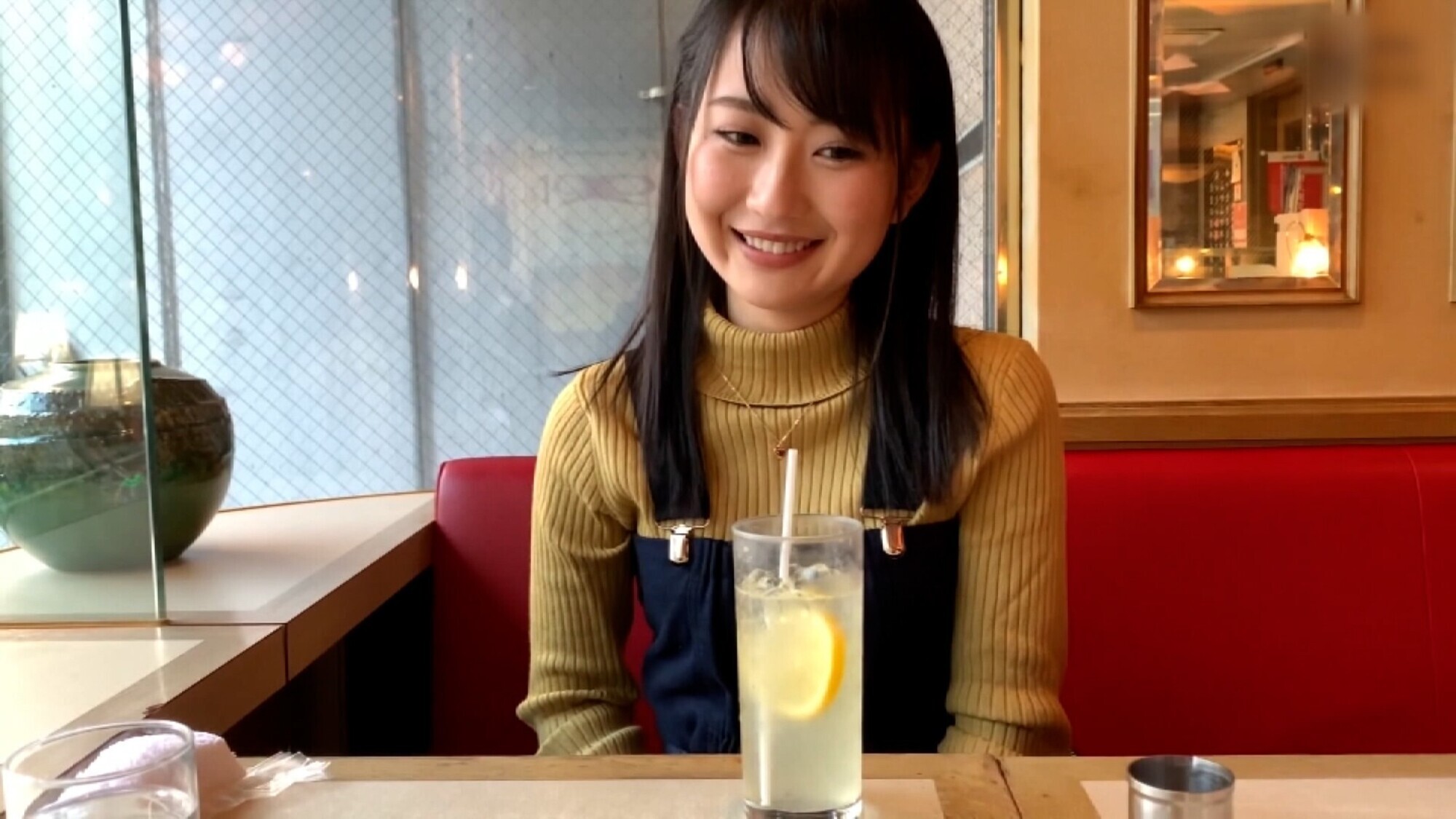 彼氏に内緒でマッチアプリで現れた黒髪清楚系美女と個撮テイでノンストップパコパコ嵌め撮りSEX! 1枚目