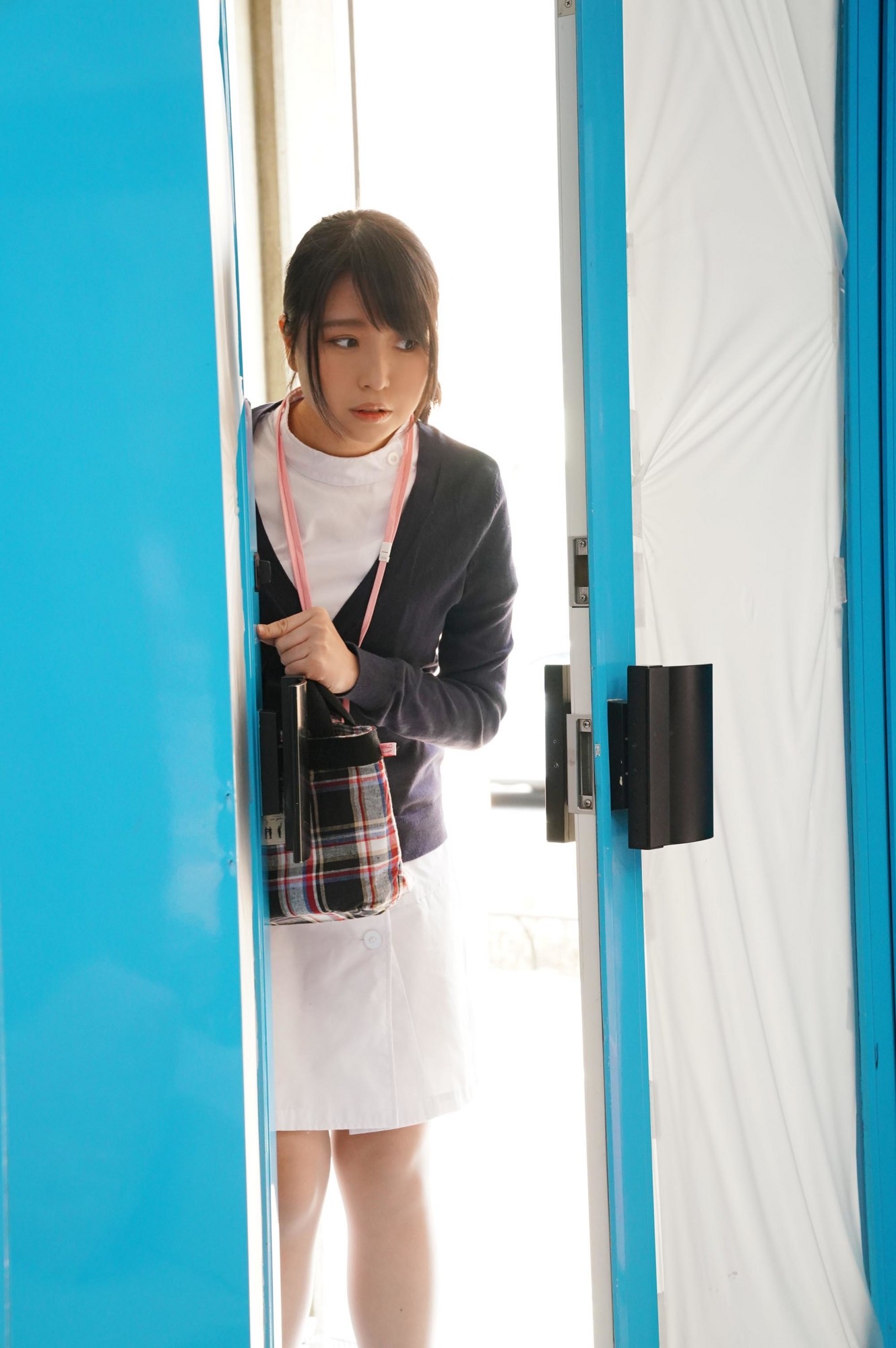 めい（21） ナース マジックミラー号 巨乳ナースさんにたっぷり中出ししちゃいました！ 画像1