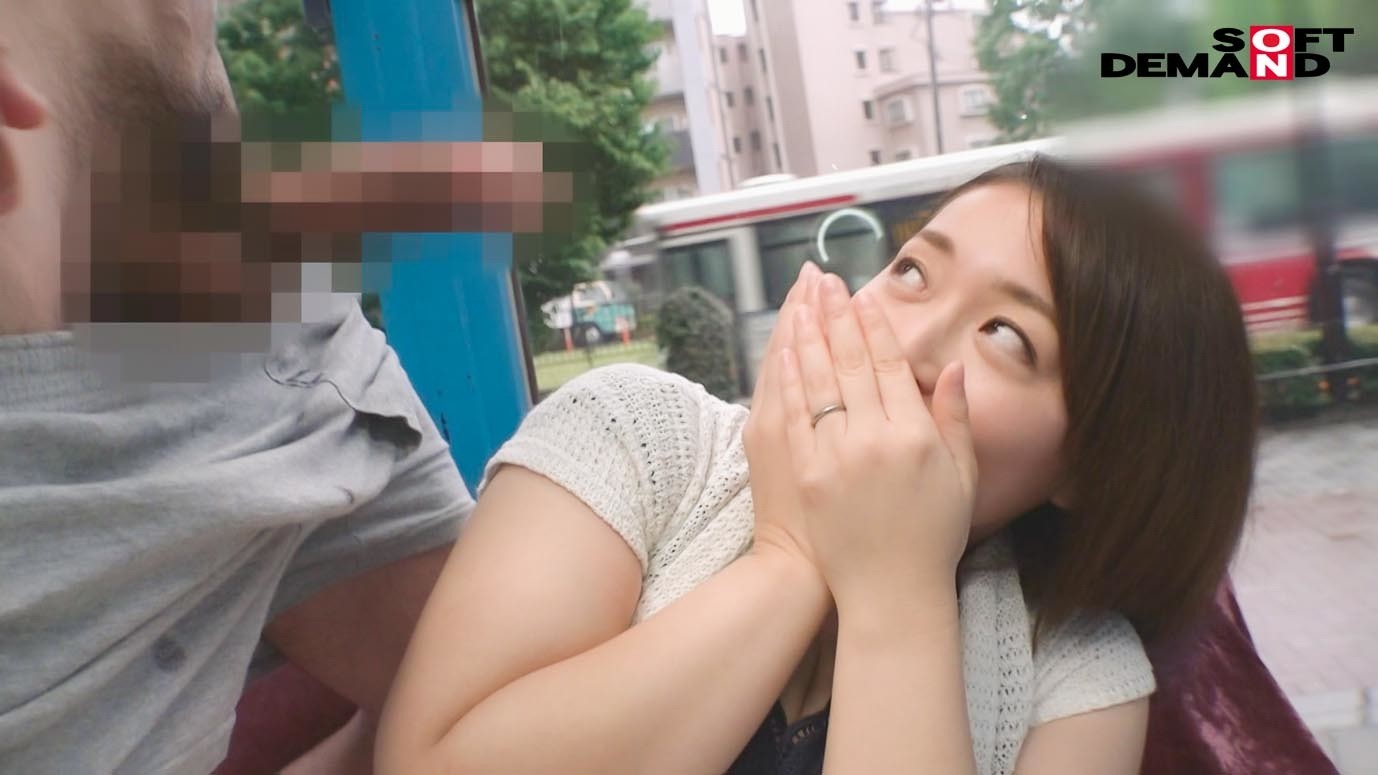 欲求不満でお悩みの人妻が久々の勃起チ〇ポで淫乱大開放！留美 （29）結婚3年目 画像3