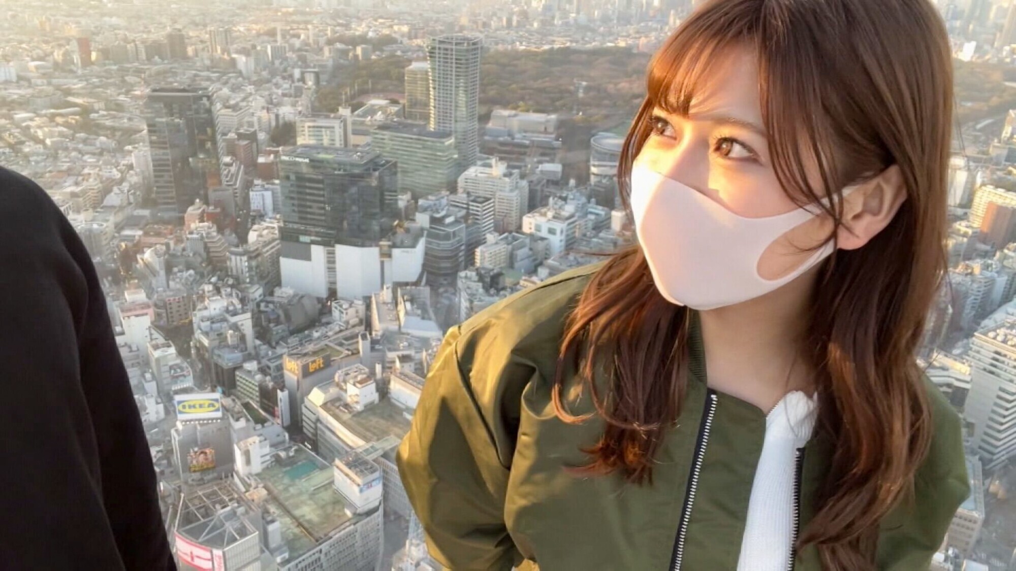 おねだりして来るほどセックスが好き過ぎるカワイイ素人美女をヤリタイ放題ハメまくった映像集 小悪魔系/清楚系/卑猥デカ尻系/F乳ギャル系 画像16