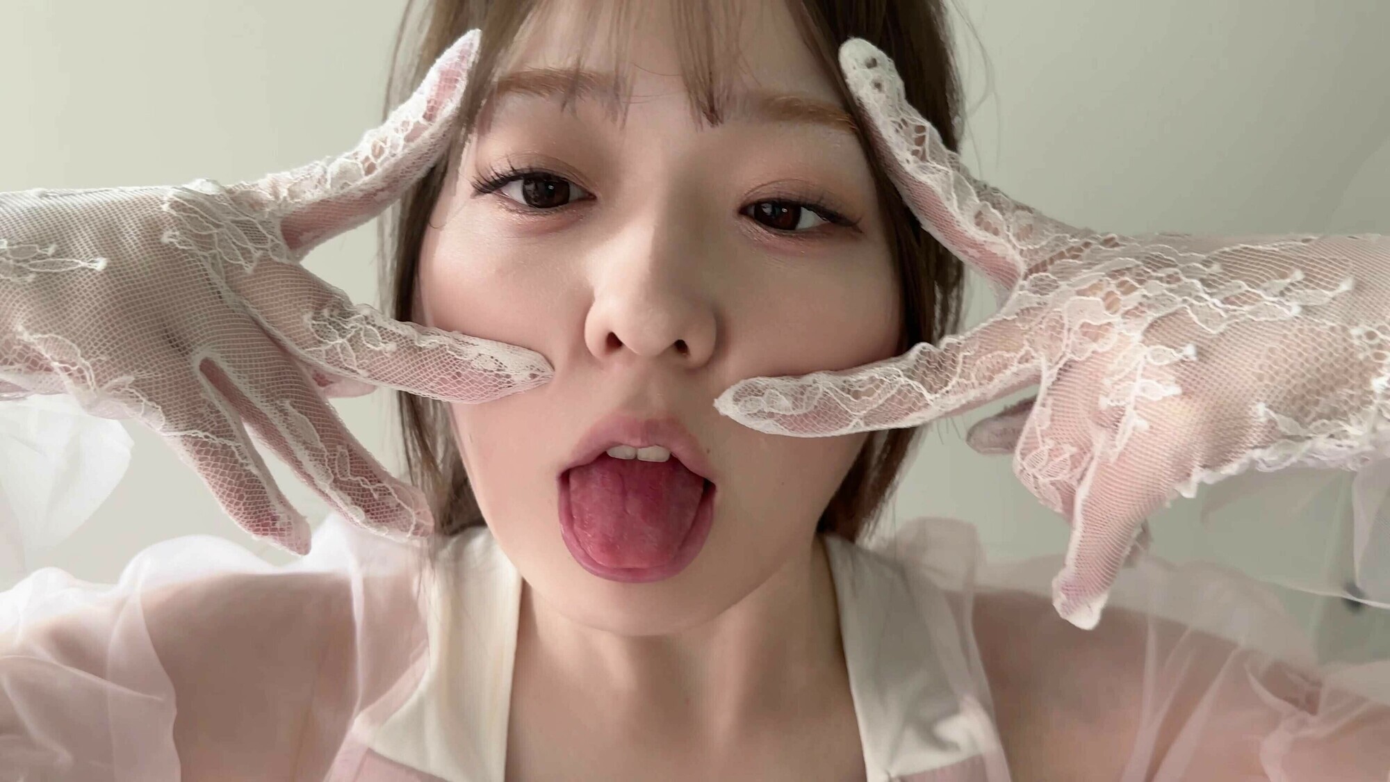 やりたい盛りなカップルの完全生ハメ中出しセックス流出映像 画像2