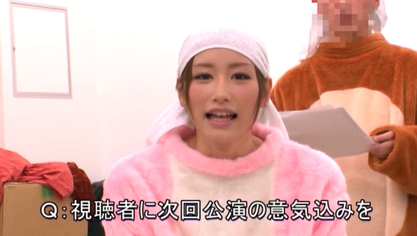 美人すぎる着ぐるみ劇団員 画像10