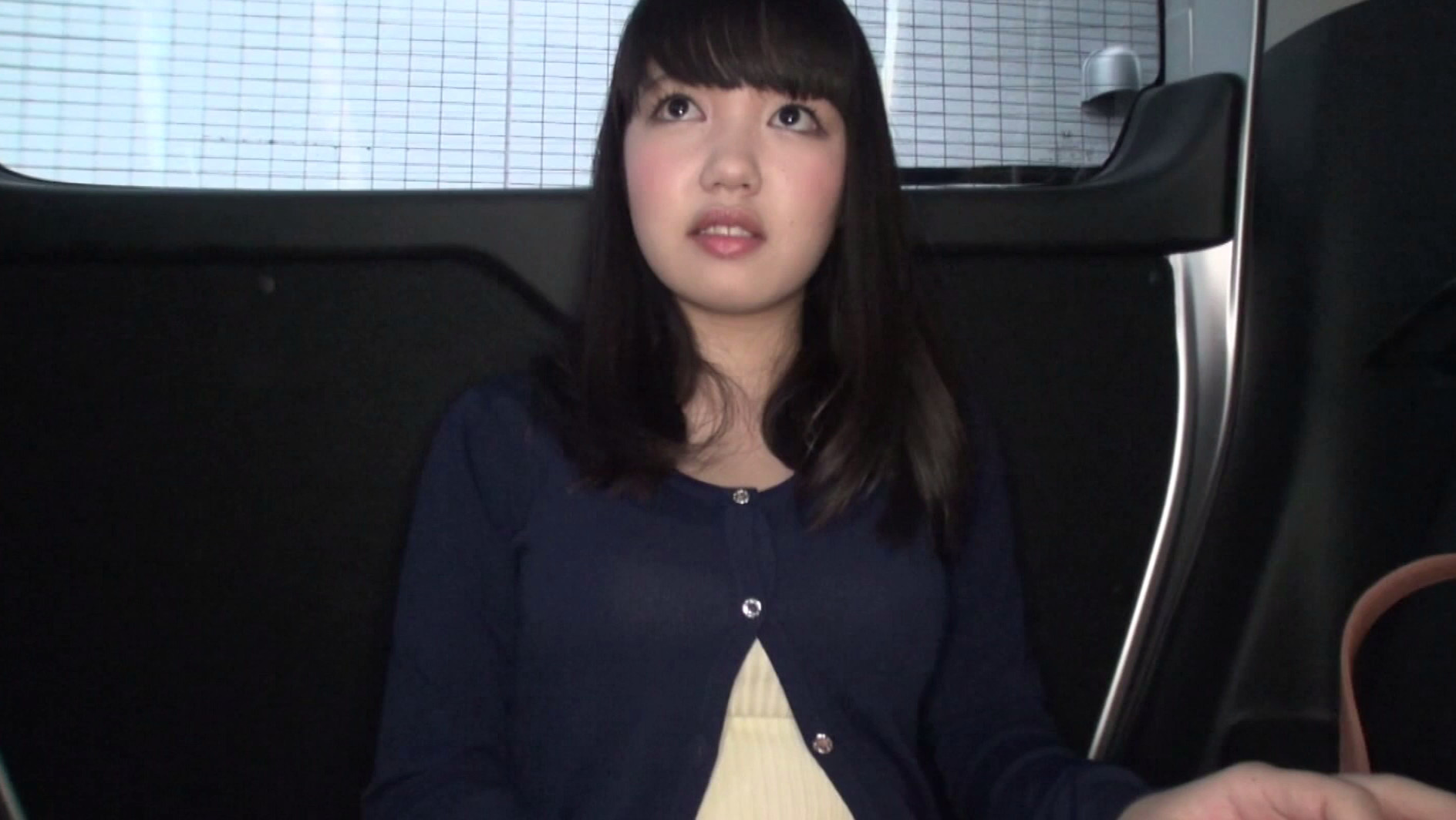 東京路上軟派!!巨乳美人お姉さん編~あなたのバストサイズを測らせて下さい~ 画像1