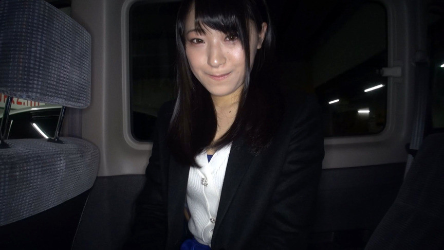 個人撮影 経験人数1名、熱帯魚店勤務のウブで奥手なエロ尻スレンダー娘の自宅SEX 美希さん23歳 画像1