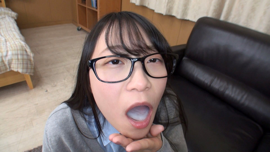 地味メガネむっつり現役美大生AV志願!恥ずかしい姿にされて言葉責めされる事を妄想して、毎日3回オナニーする変態羞恥願望娘 りく 画像5