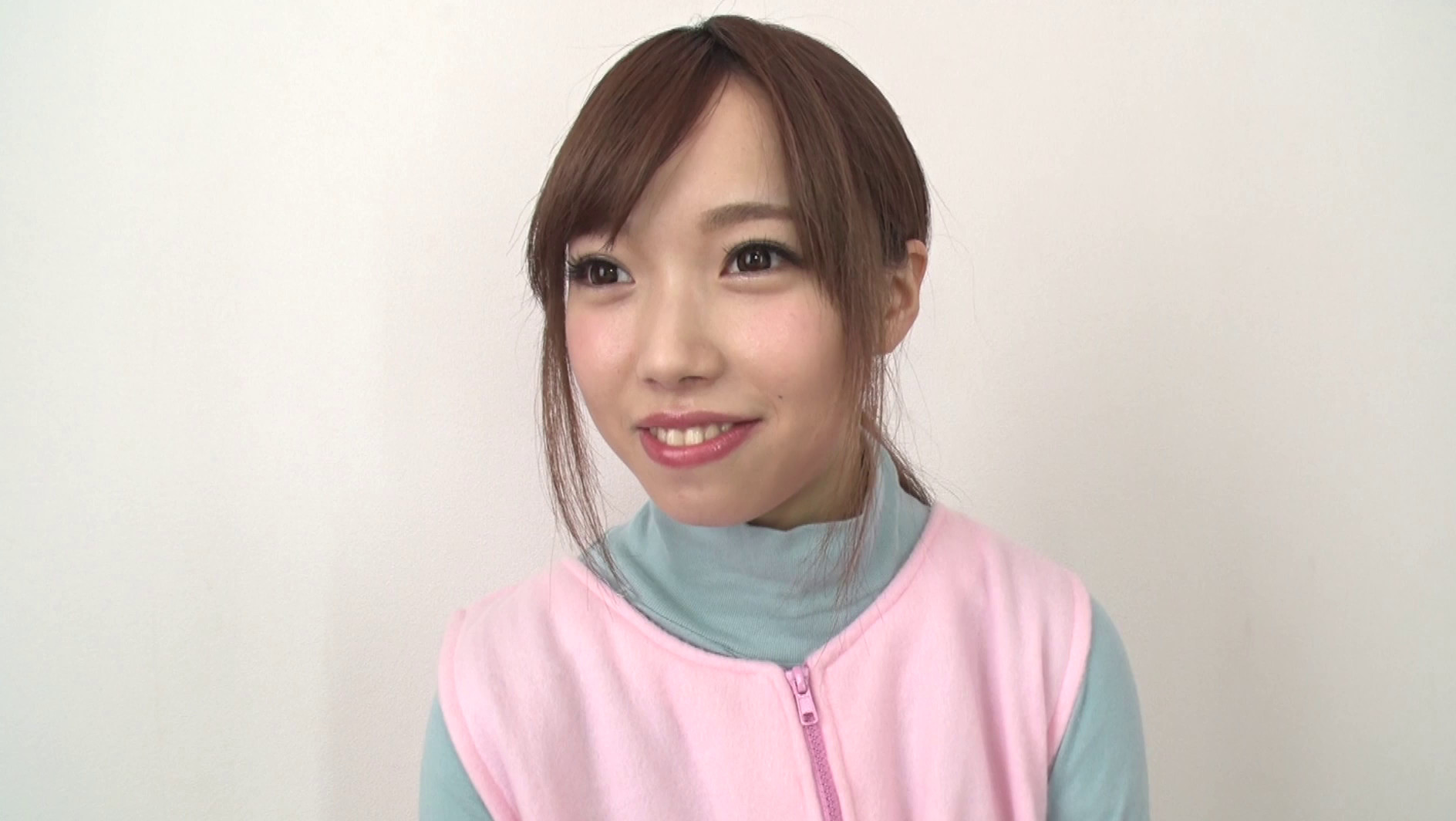 中年デカチンSEXで念願の中イキ初体験した若妻保母さん 画像1