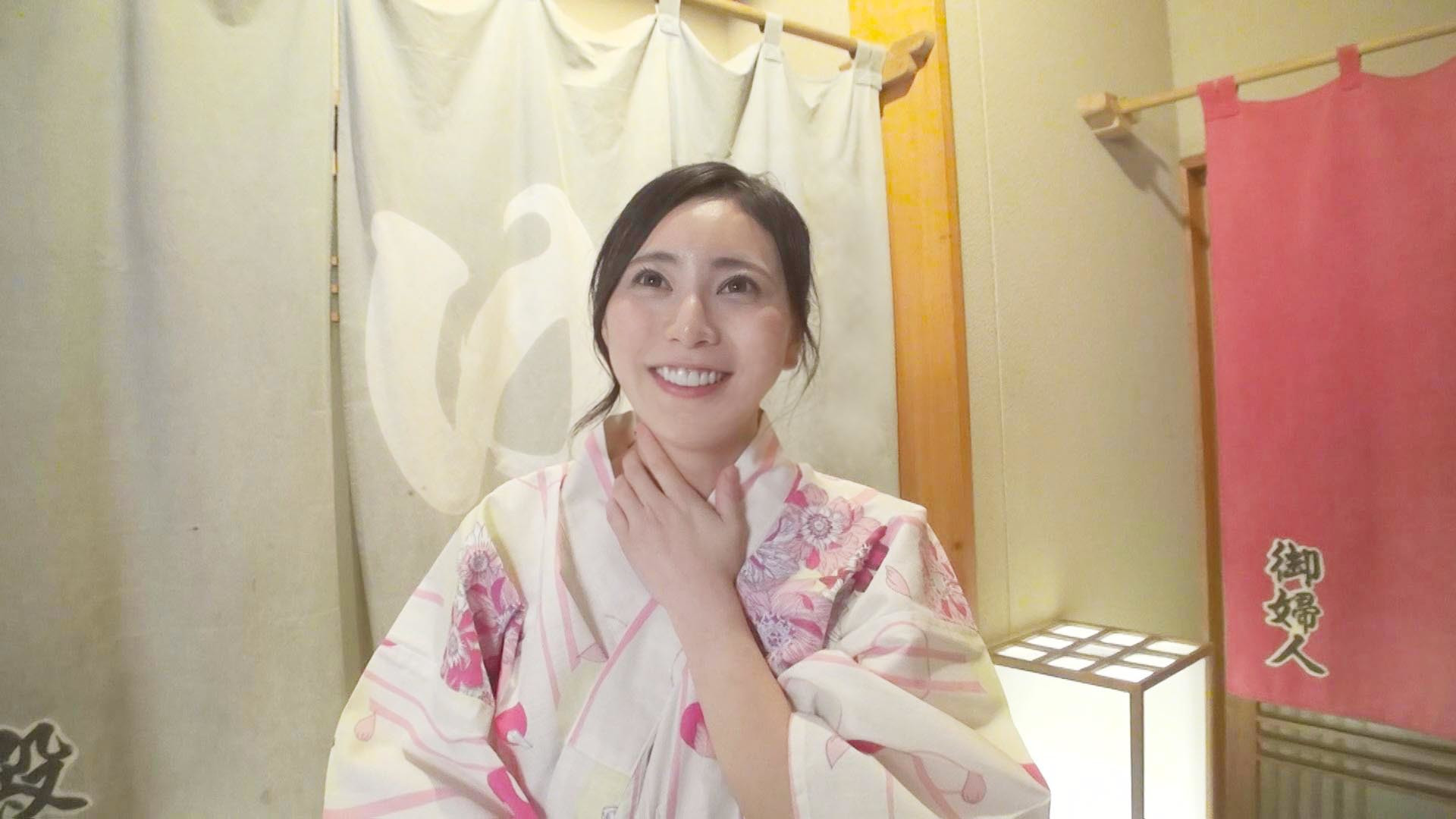 みか(24)推定Dカップ 箱根湯本温泉で見つけたお嬢さん タオル一枚 男湯入ってみませんか? 画像15