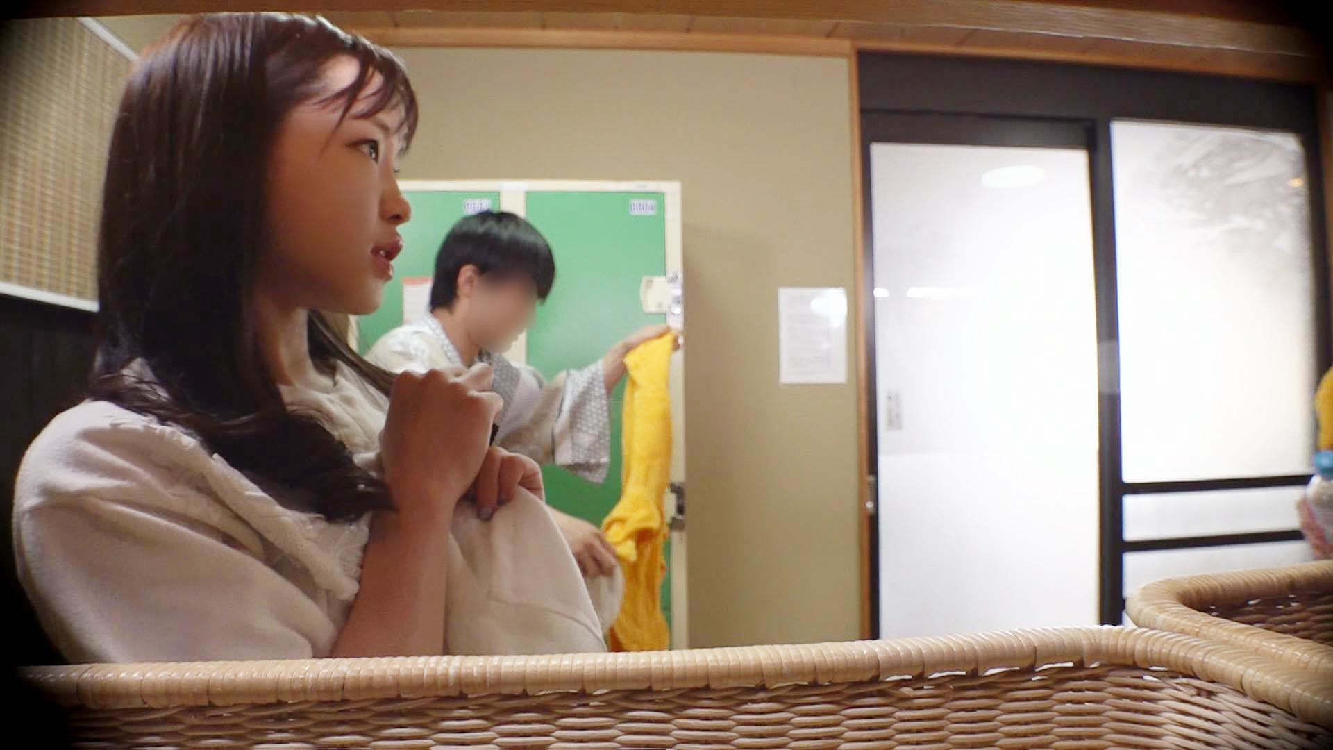 あいり(23)推定Eカップ 箱根湯本温泉で見つけたお嬢さん タオル一枚 男湯入ってみませんか? 画像3