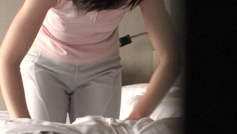 出張マッサージ美熟女はビン勃ちチ○ポを拒んでいても内心は期待している!! 2 画像20