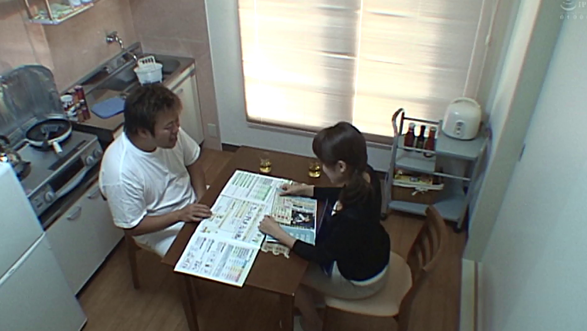 加入するフリして保険セールスレディに迫れば、契約欲しさに1発ヤラしてくれる!? 保険レディ20名 パート2 240分 画像7