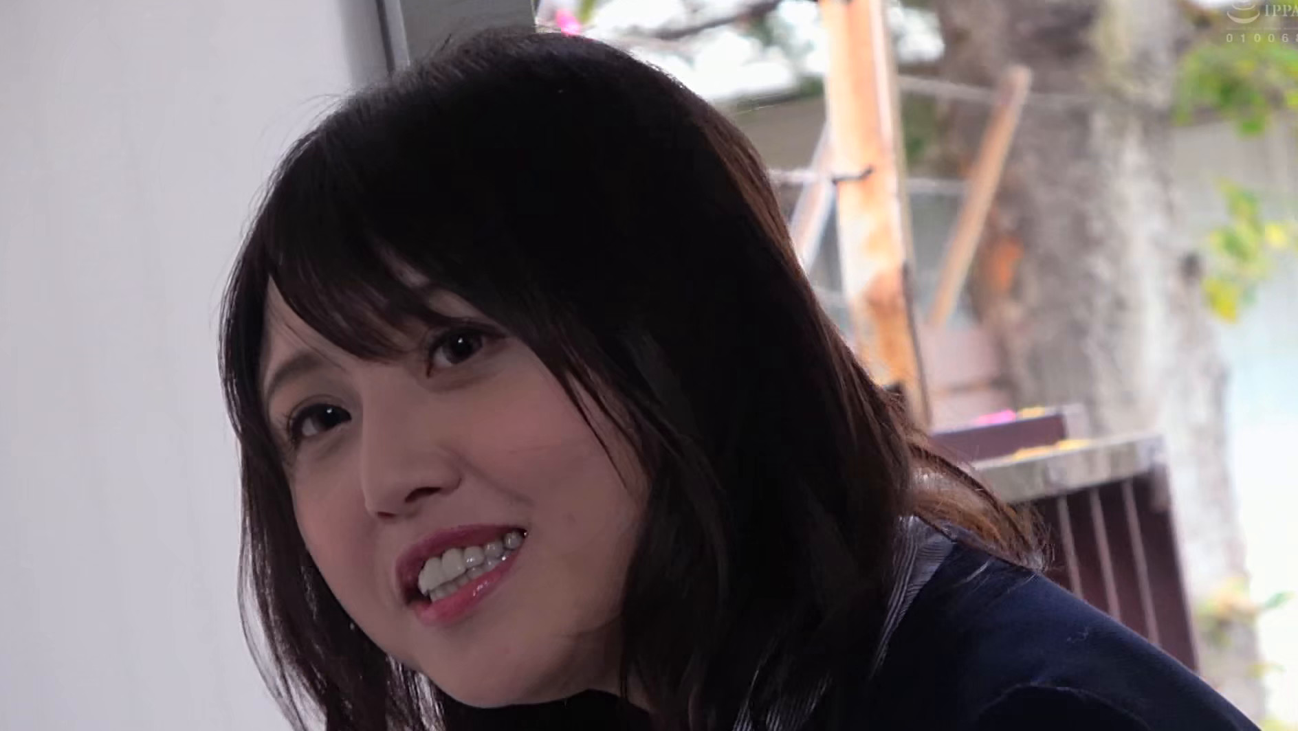 嫁の居ぬ間に世話をしに来てくれた妻の姉と・・・ 吉瀬沙耶 画像1