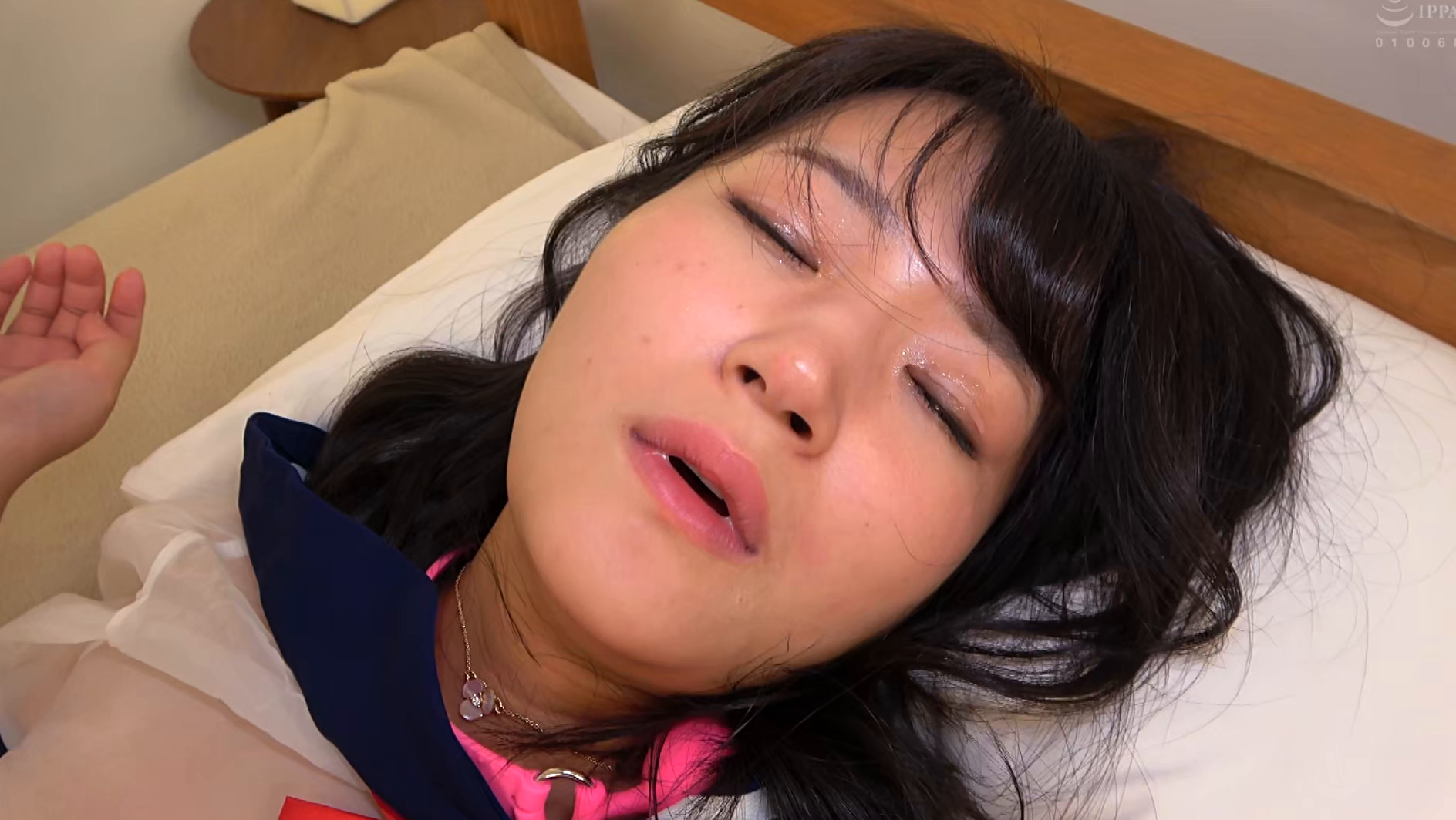 ワタシの下着を盗む隣人と性欲処理で暇つぶし 加賀美まり 画像10