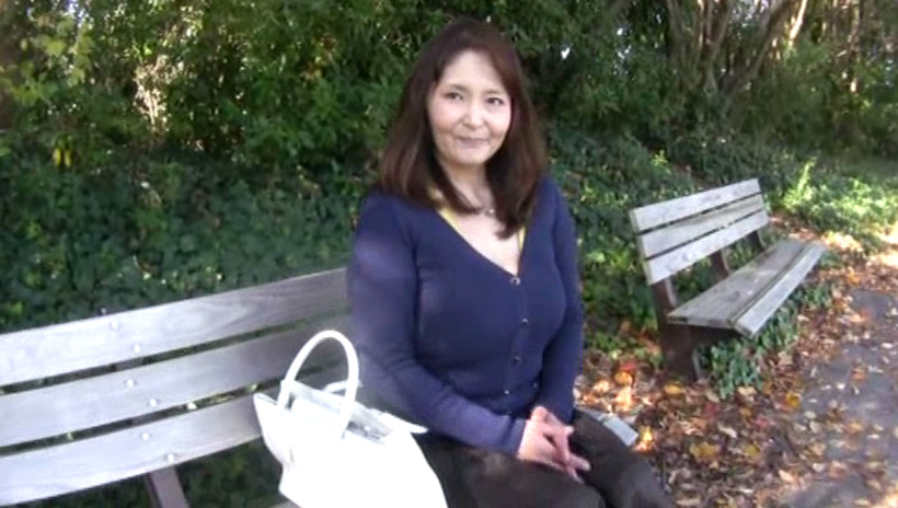素人五十路妻ドキュメント 温泉不倫旅行 ~玲子 50歳 子供1人 結婚22年~ 画像1